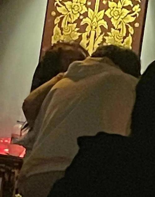 酒吧近期吃瓜事件视频,揭秘近期热门视频背后的真相