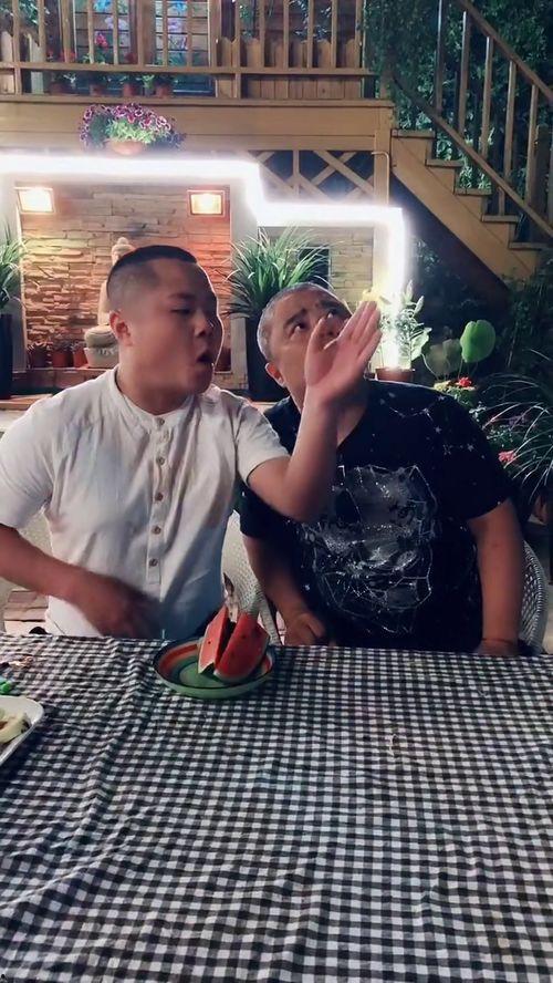 大头哥吃瓜视频在线观看,揭秘娱乐圈幕后故事